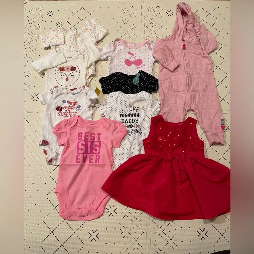 Baby girl onesies‎ bundle 3-6m